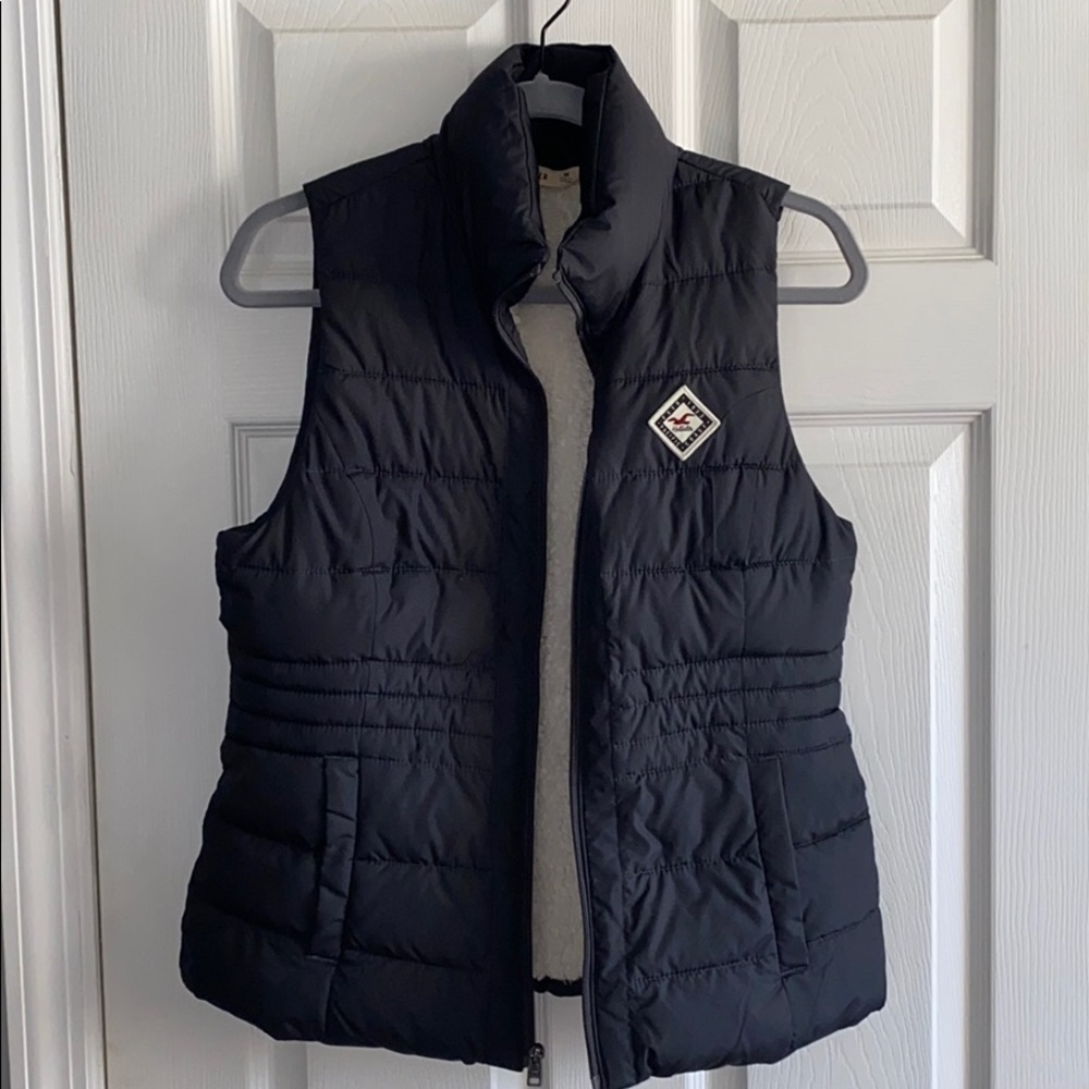 grey, sherpa-lined hollister vest